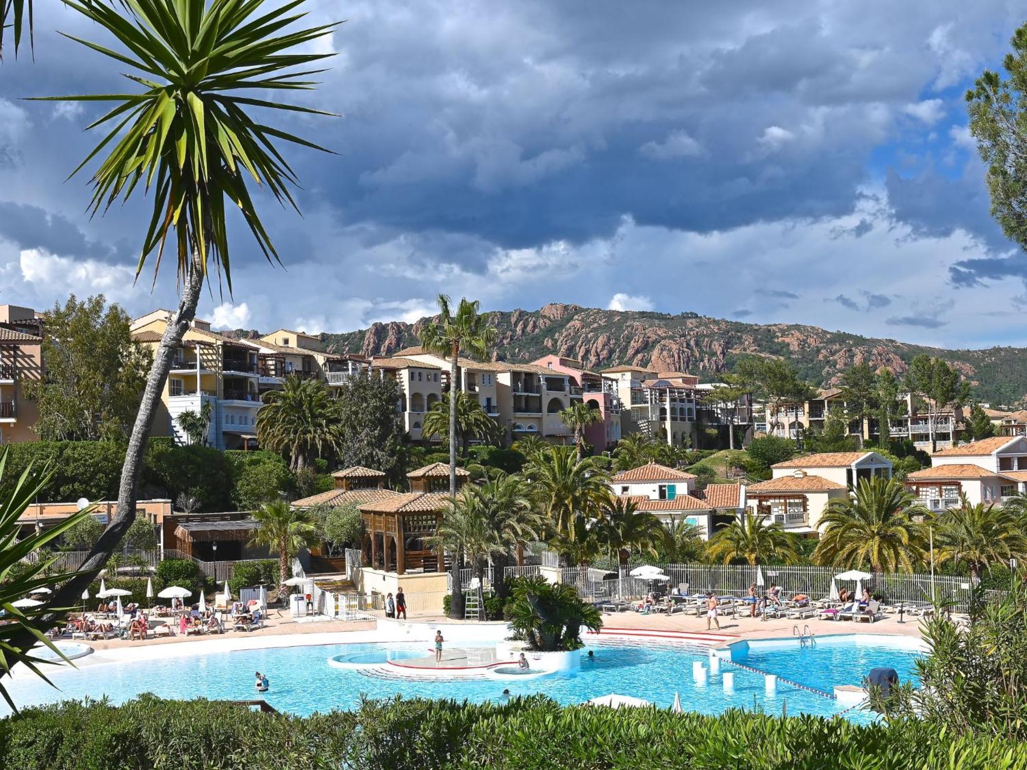 Apartment Village Cap Esterel - Le Village-68 By Interhome Saint-Raphaël المظهر الخارجي الصورة